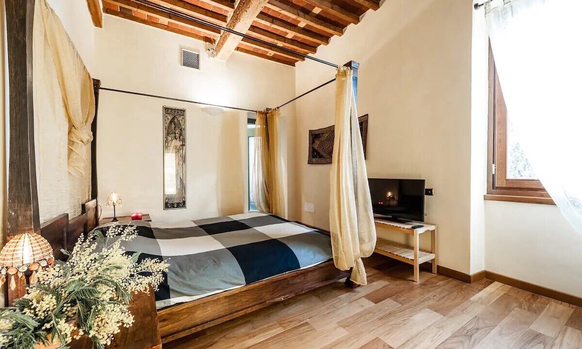 Photo of Bedroom in Vicopelago