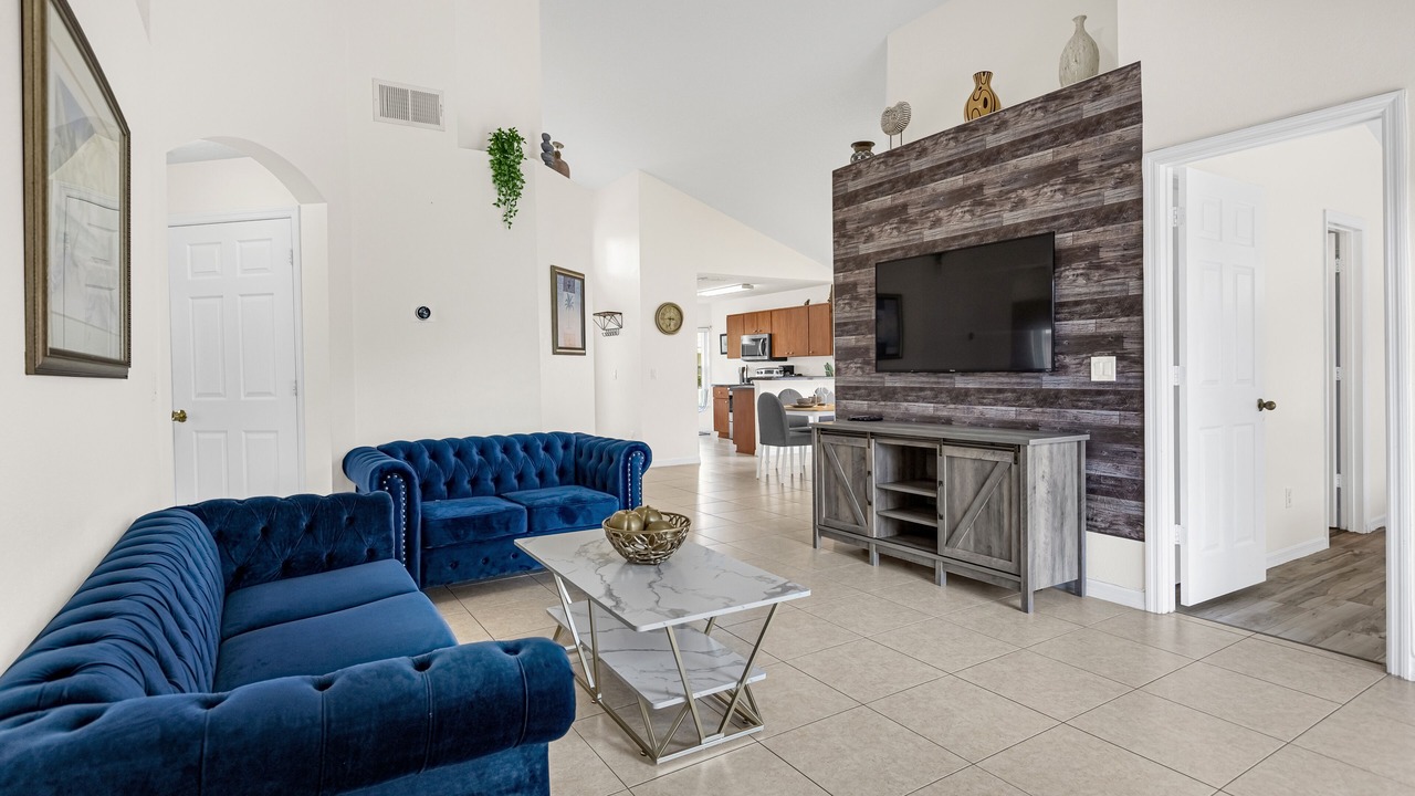 Photo of Livingroom in Crystal Cove