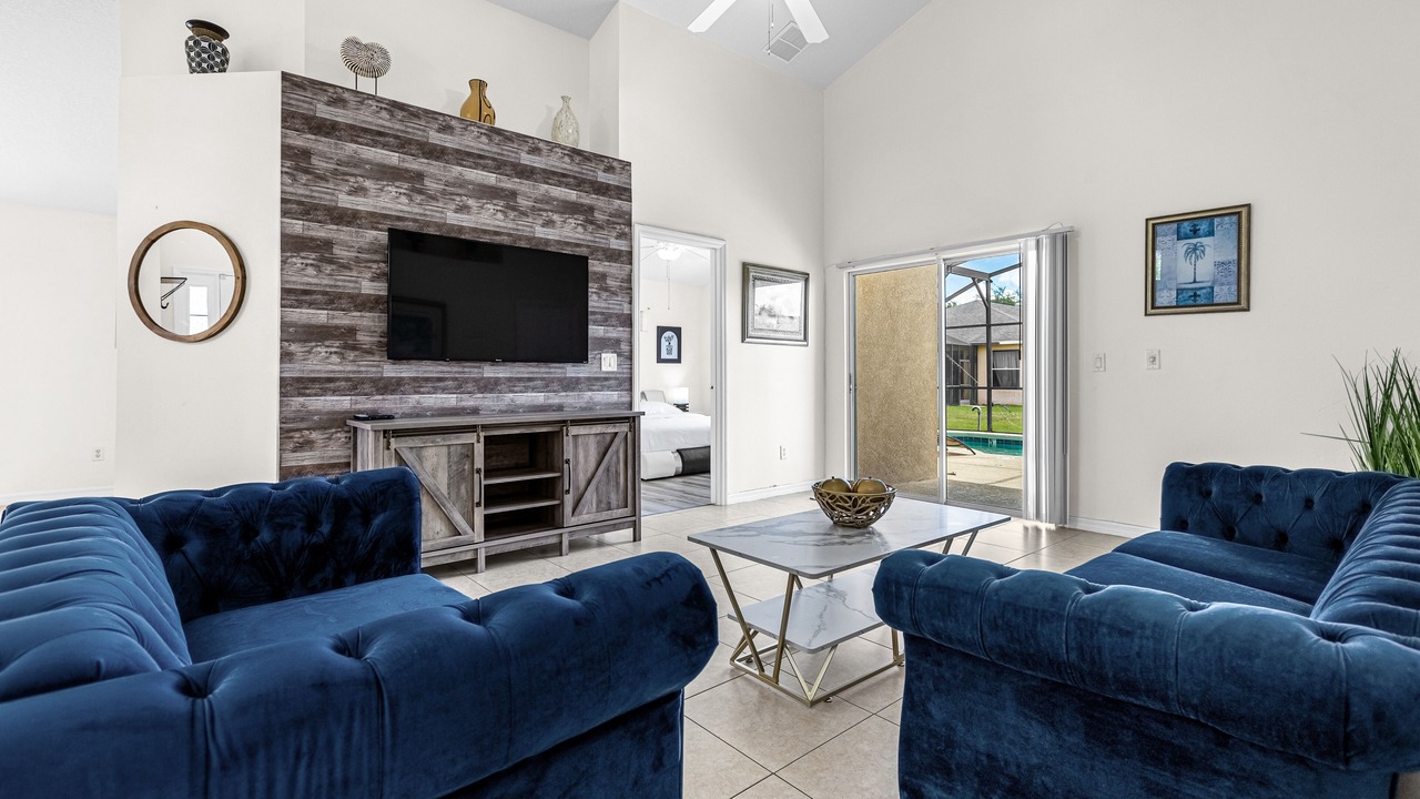 Photo of Livingroom in Crystal Cove