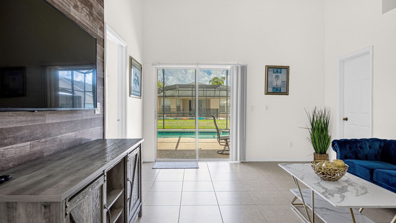 Photo of Livingroom in Crystal Cove