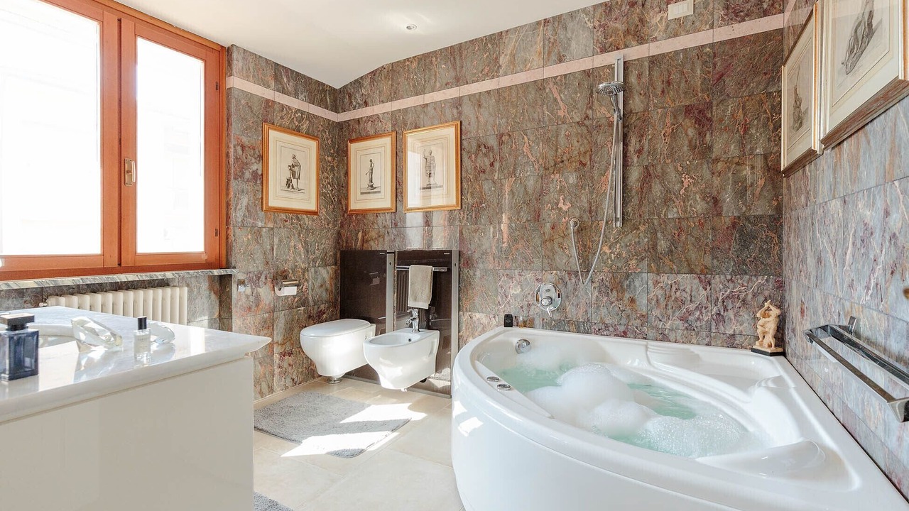 Photo of Bathroom in Lucca Historical Center