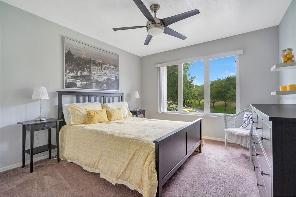 Photo of Bedroom in Sunset Lakes