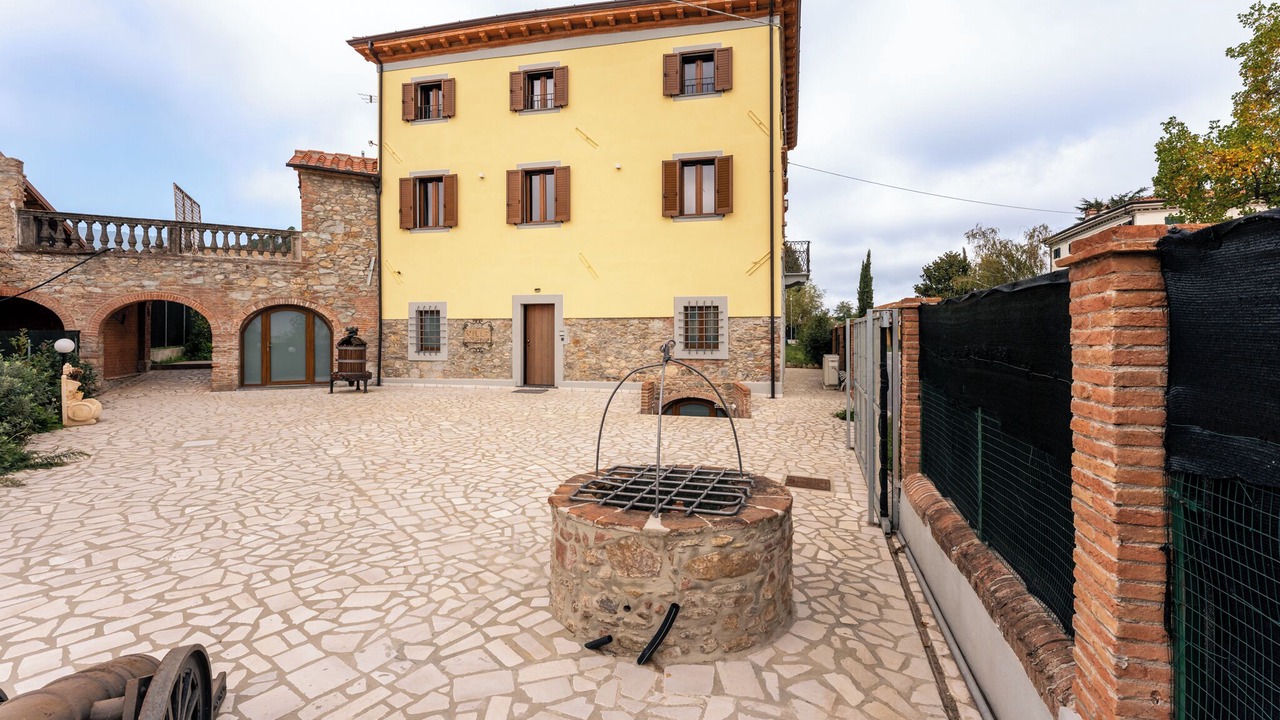 Photo of Patio Balcony in SantʼAndrea di Compito