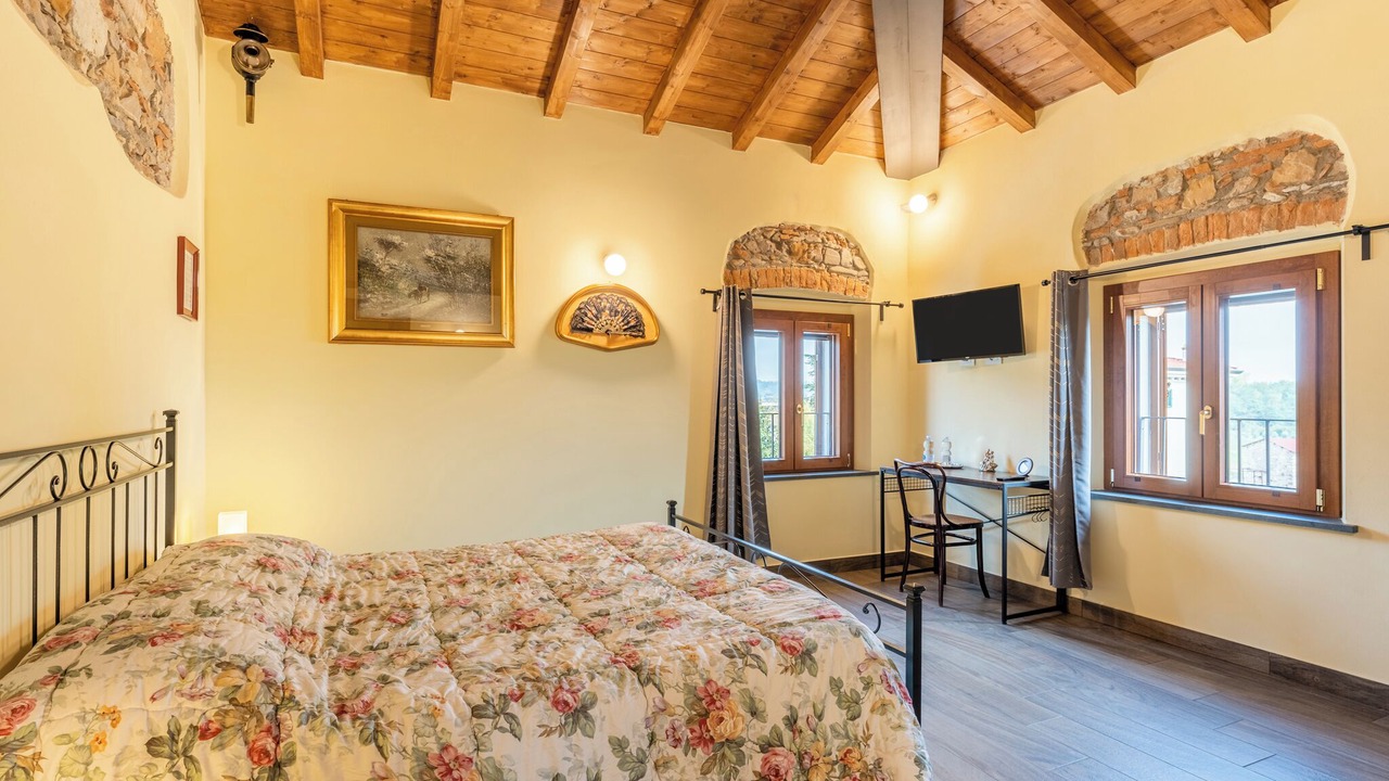 Photo of Bedroom in SantʼAndrea di Compito