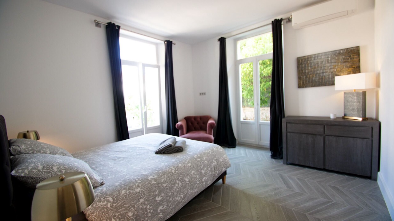 Photo of Bedroom in Carnot
