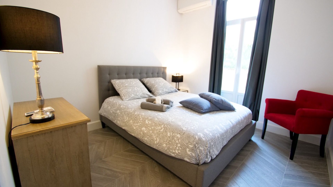 Photo of Bedroom in Carnot