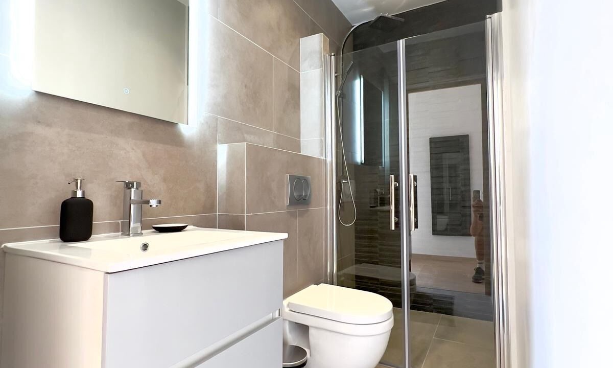 Photo of Bathroom in Beausoleil