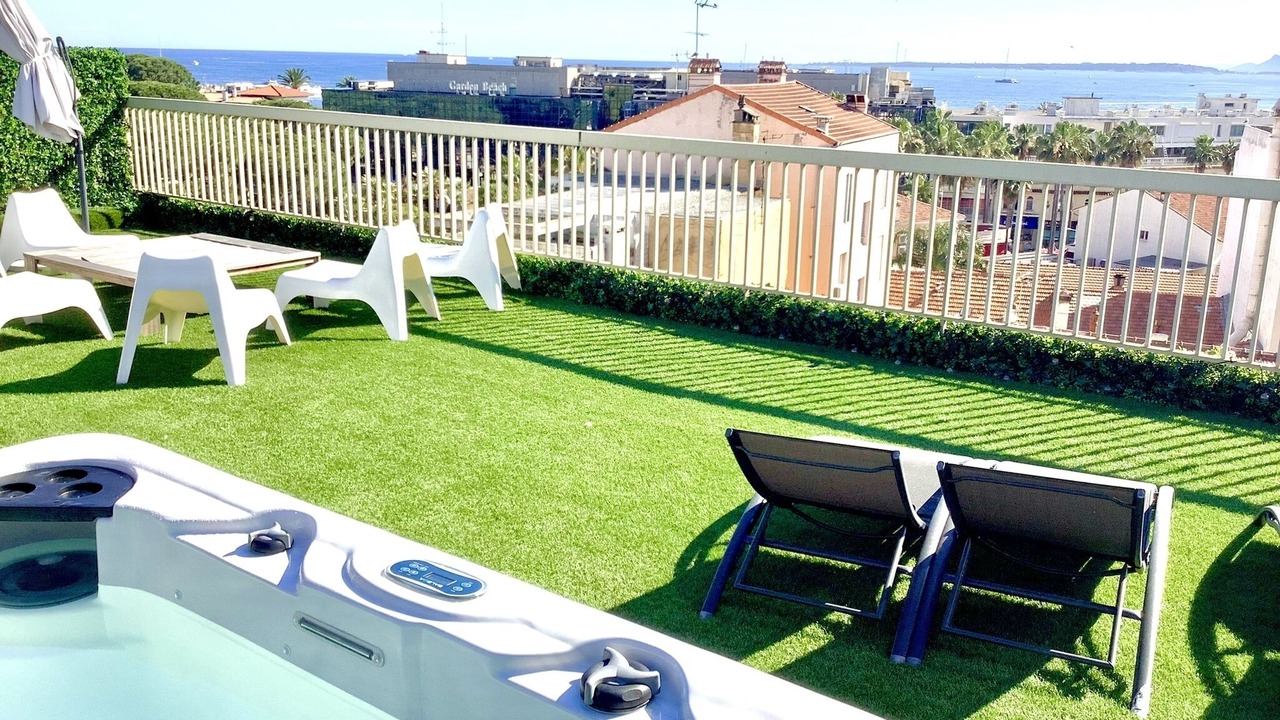 Photo of Outdoor in Juan-les-Pins