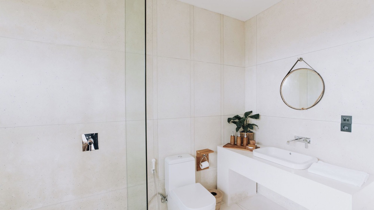 Photo of Bathroom in Mushroom Bay