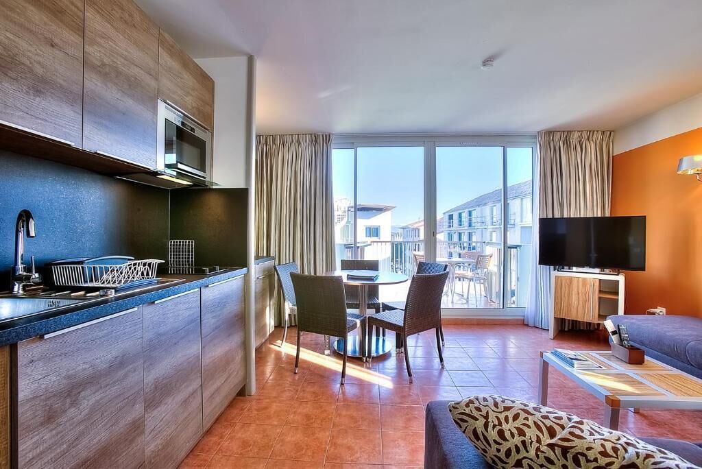 Photo of Livingroom in Antibes City Centre