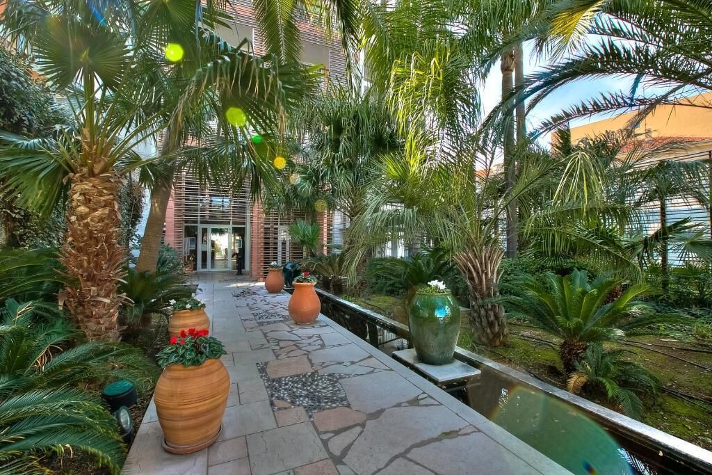 Photo of Outdoor in Antibes City Centre