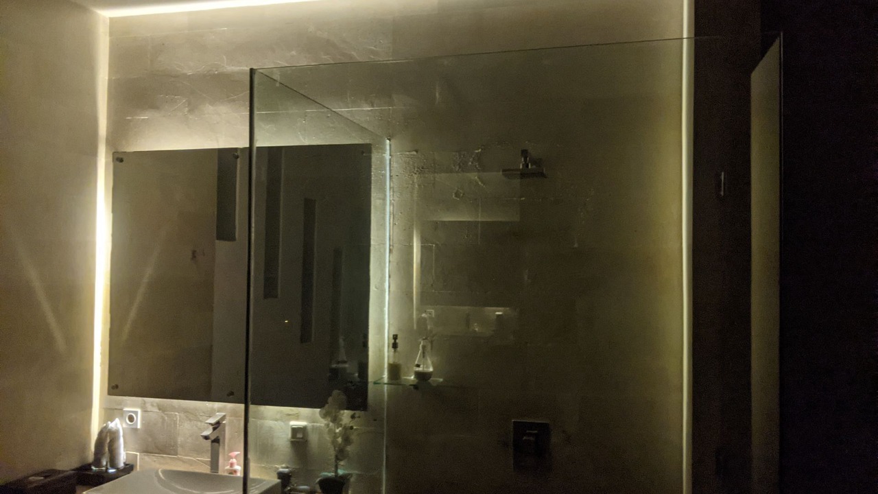 Photo of Bathroom in Sunset Road