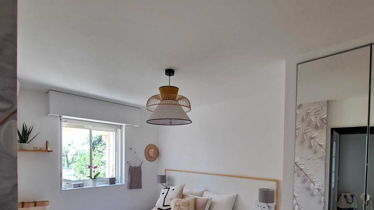 Photo of Bedroom in Prado - Republique