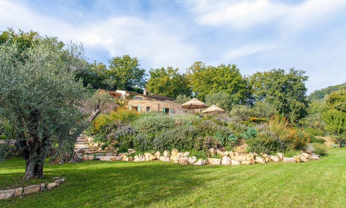 Photo of Others in Chateauneuf-Grasse