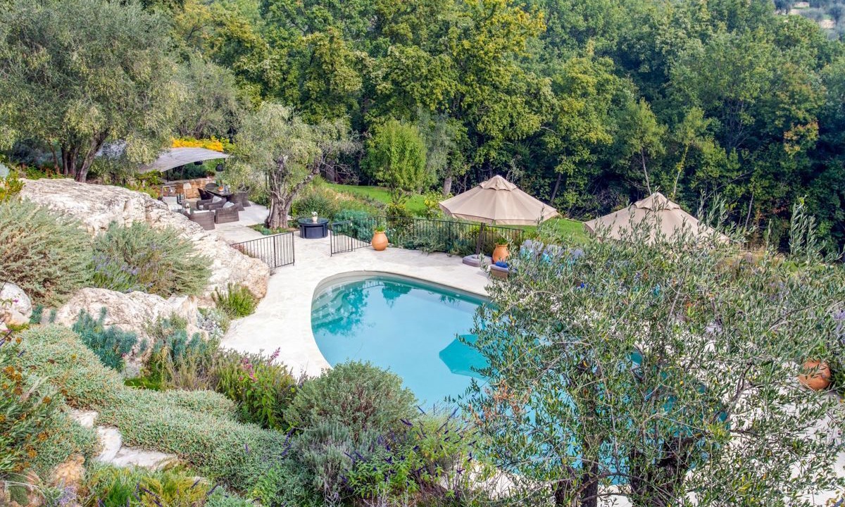 Photo of Others in Chateauneuf-Grasse
