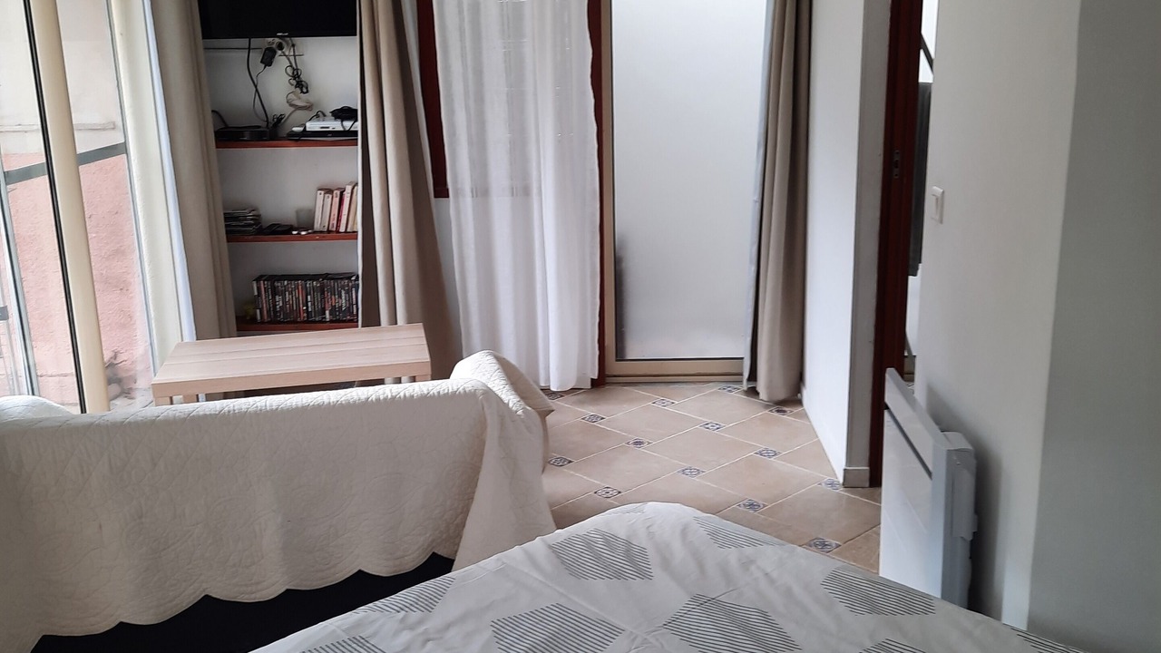 Photo of Bedroom in Contes