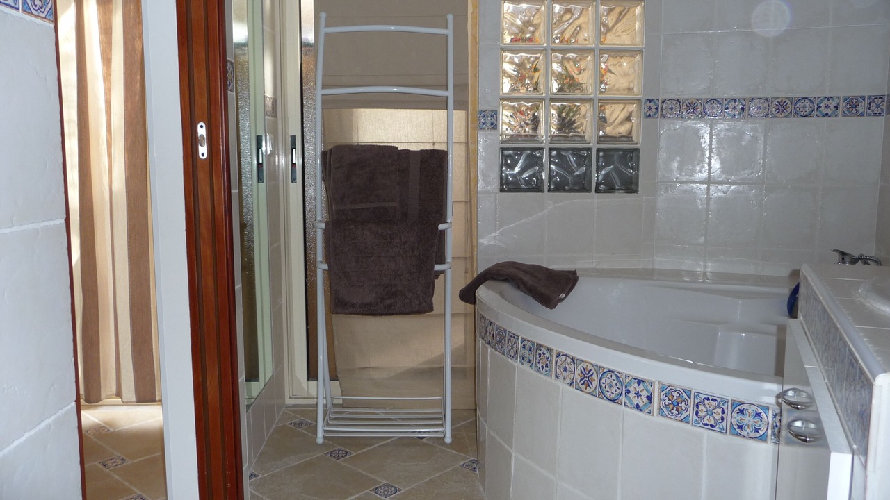 Photo of Bathroom in Contes