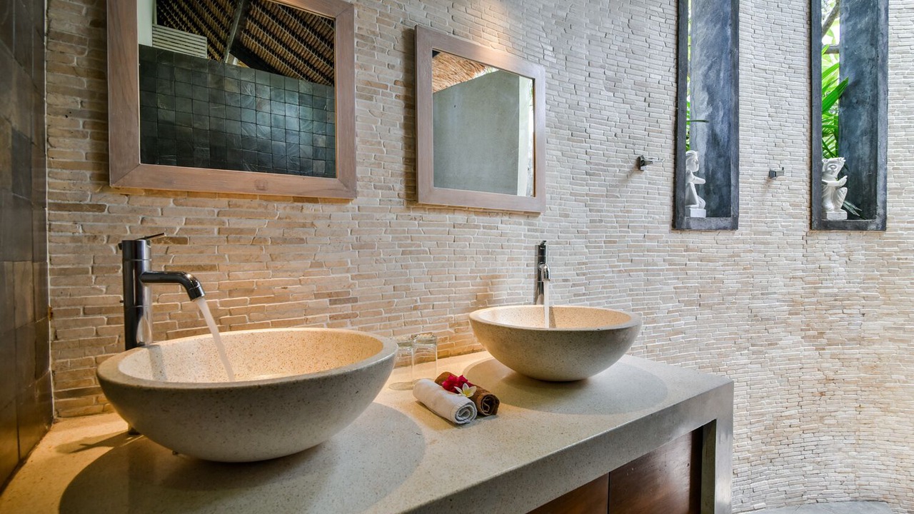 Photo of Bathroom in Lokapaksa