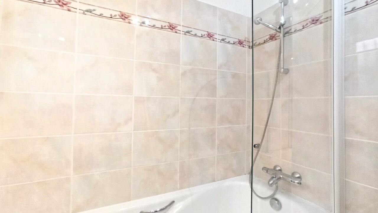Photo of Bathroom in Cannes City Centre