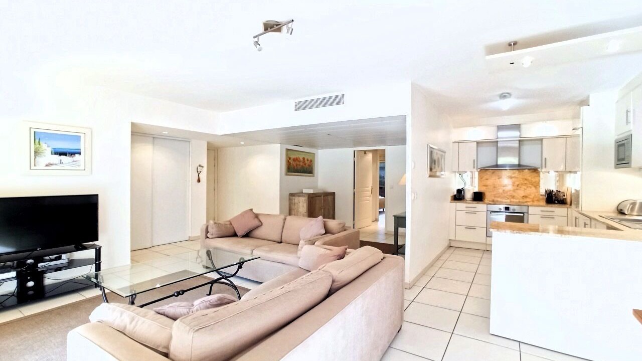 Photo of Livingroom in Cannes City Centre