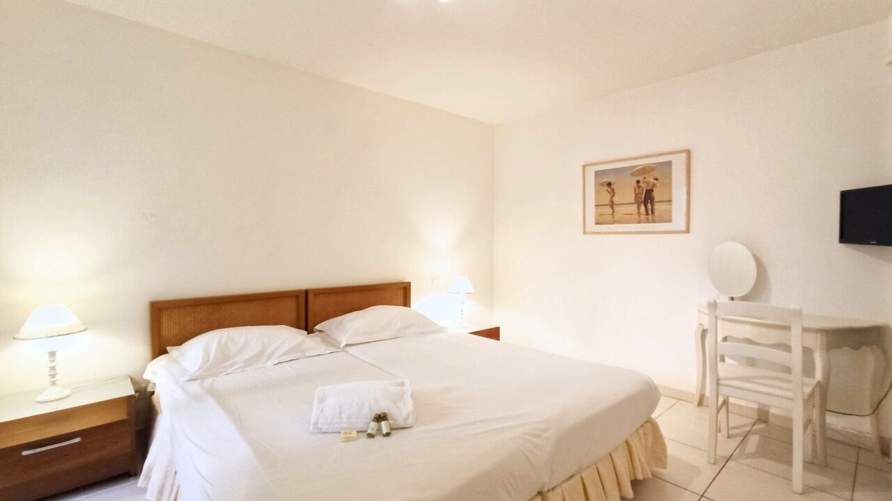 Photo of Bedroom in Cannes City Centre