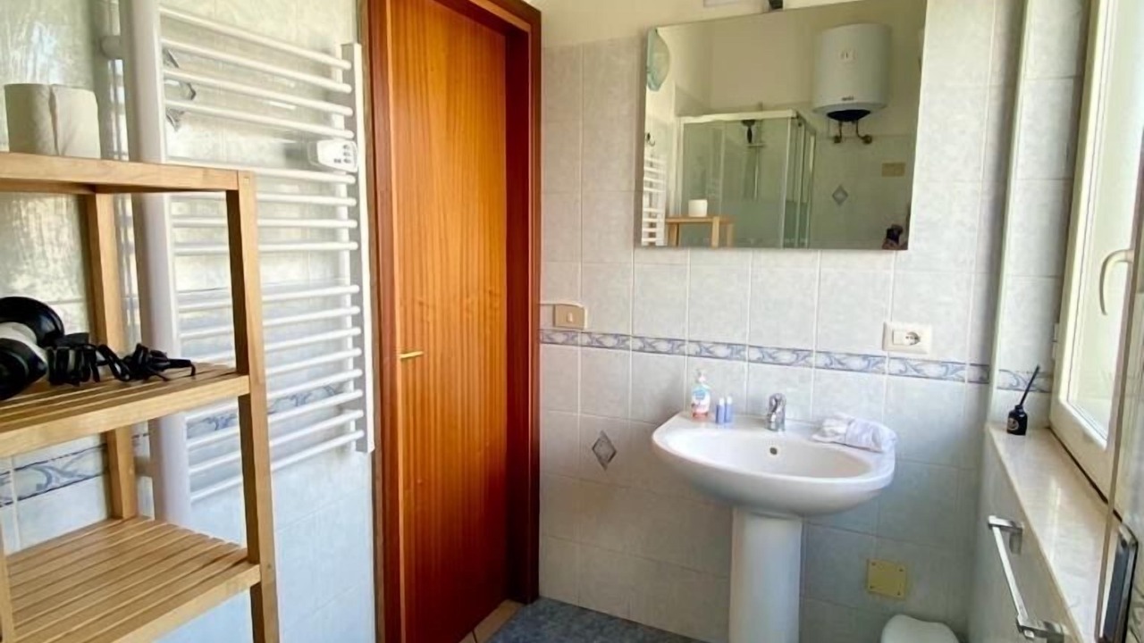 Photo of Bathroom in Tirrenia