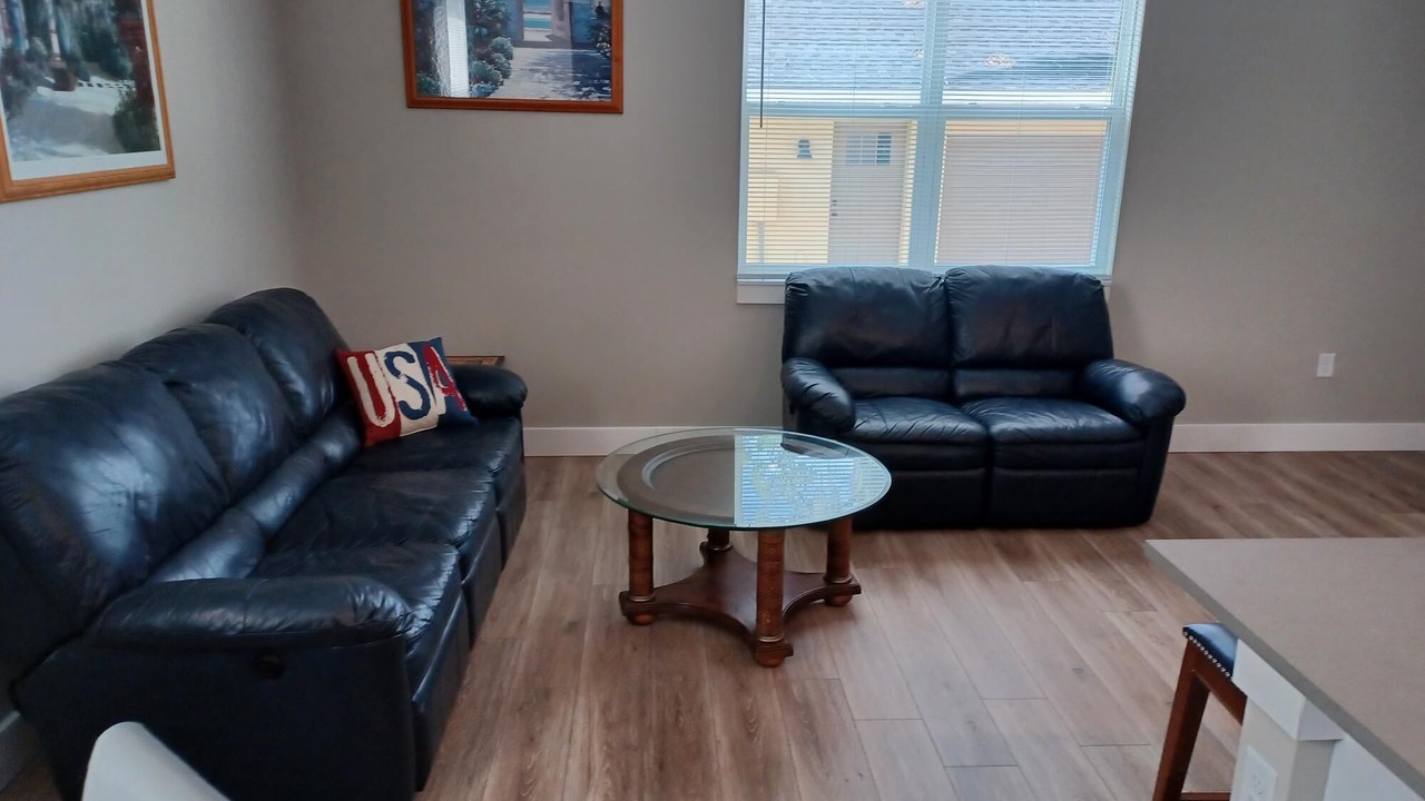 Photo of Livingroom in Longwood