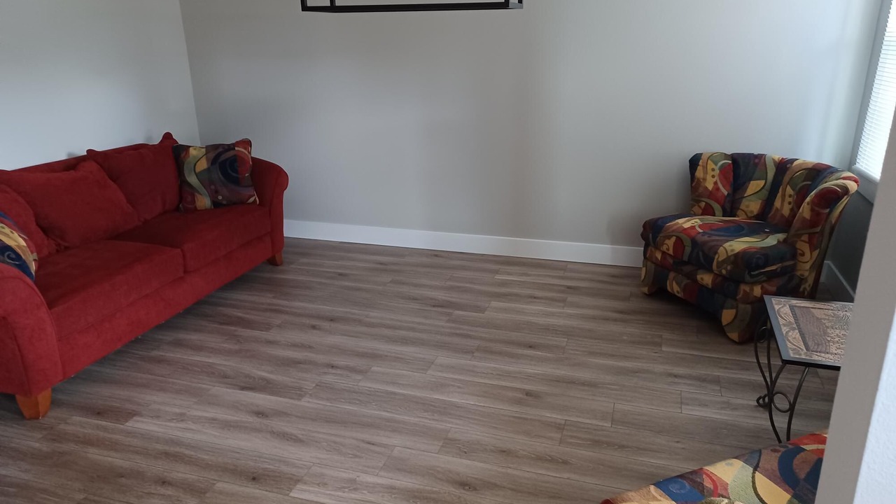 Photo of Livingroom in Longwood