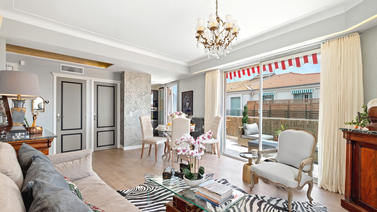 Photo of Livingroom in Musicians Quarter