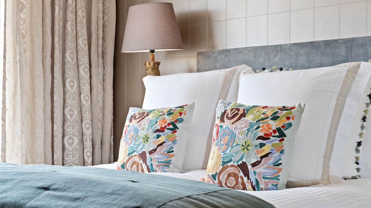 Photo of Bedroom in Musicians Quarter