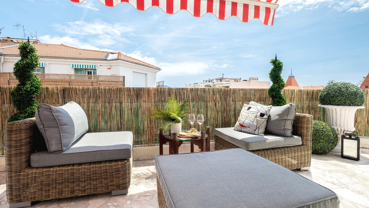 Photo of Patio Balcony in Musicians Quarter