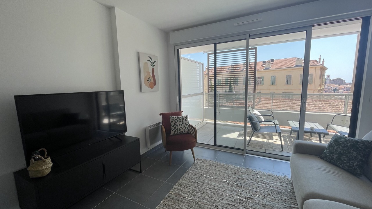 Photo of Livingroom in Riou - Petit Juas - Av de Grasse