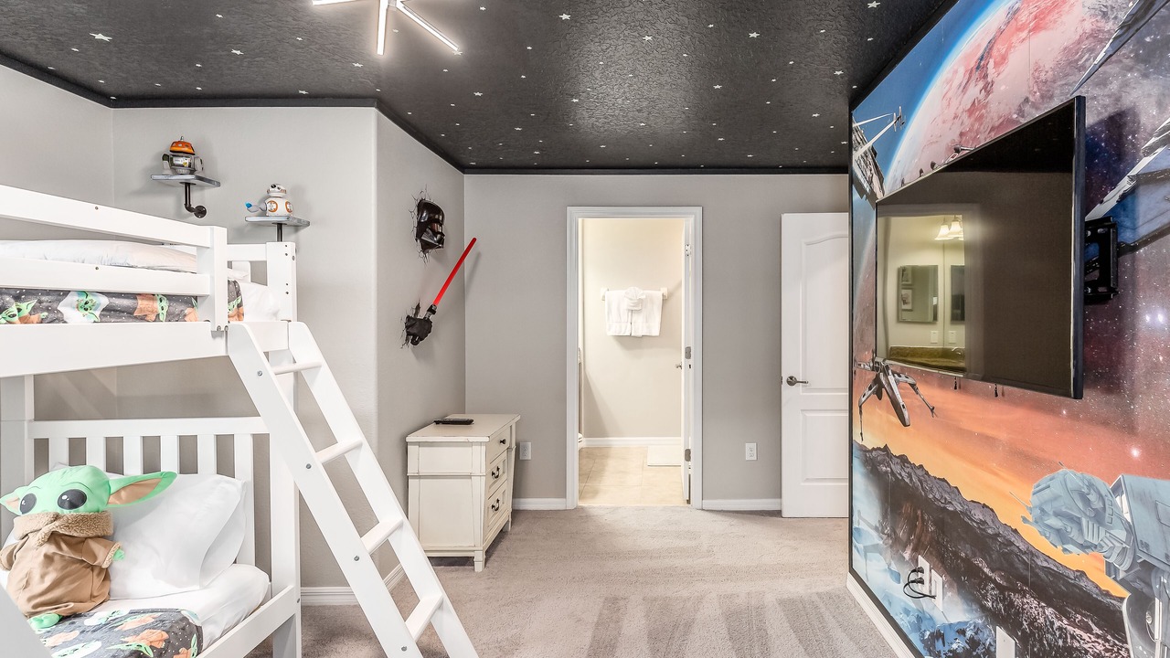 Photo of Bedroom in Lindfields