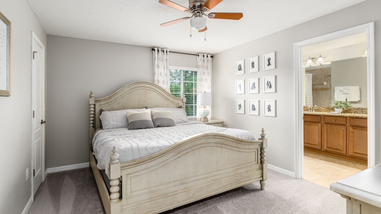 Photo of Bedroom in Lindfields