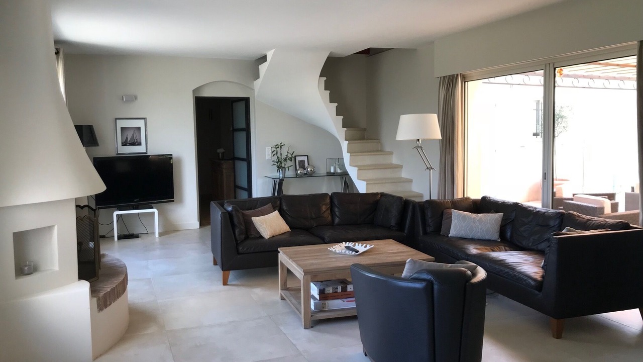 Photo of Livingroom in Les Maillans
