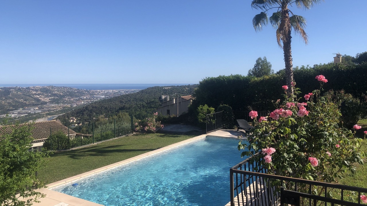 Photo of Outdoor in Gattieres