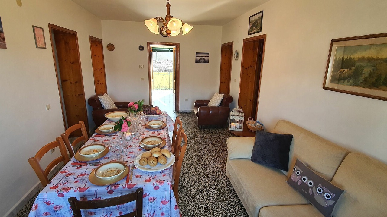 Photo of Bedroom in Montefegatesi