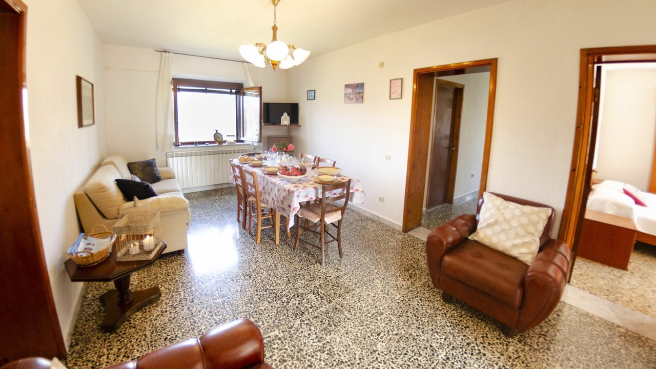 Photo of Bedroom in Montefegatesi
