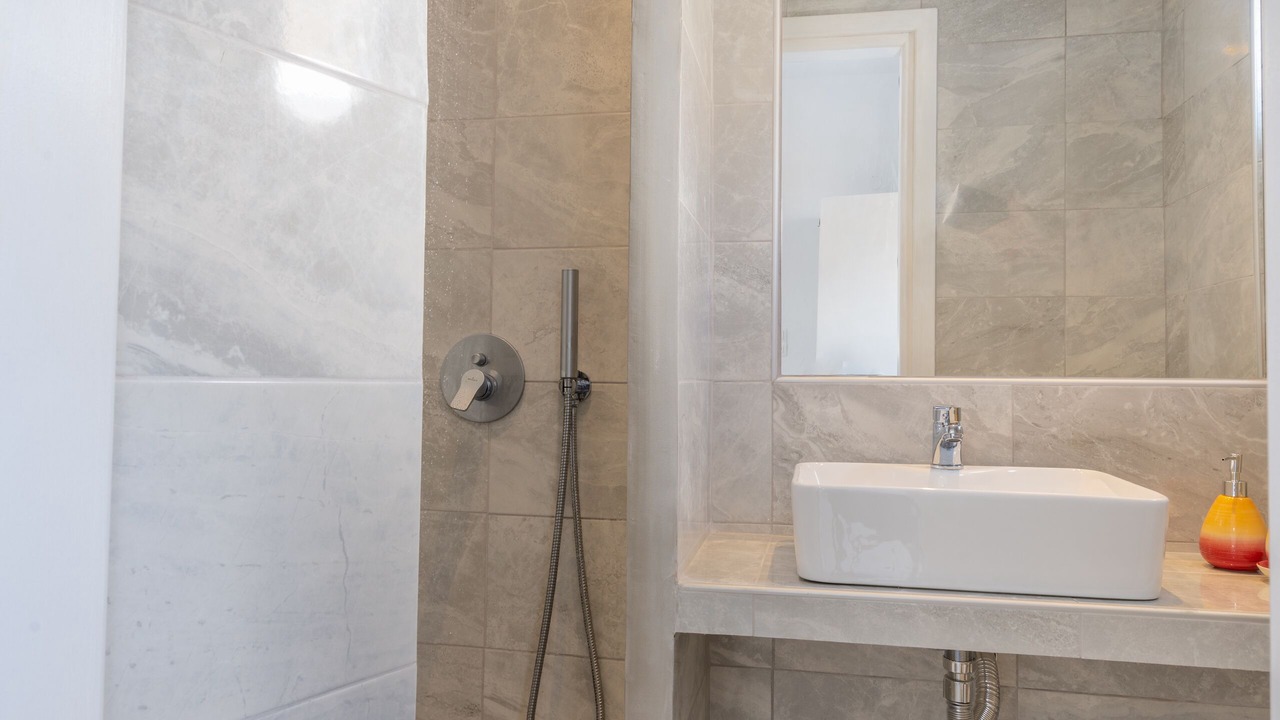 Photo of Bathroom in Kamari