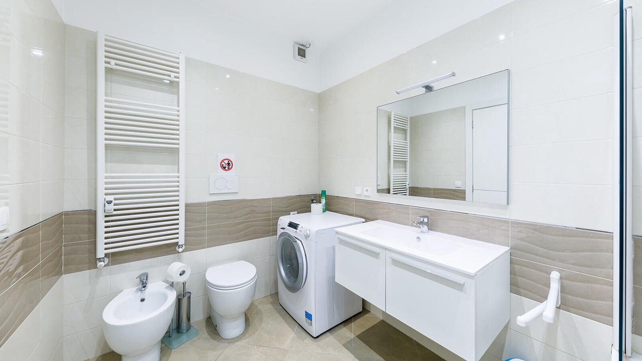 Photo of Bathroom in Carre d'Or