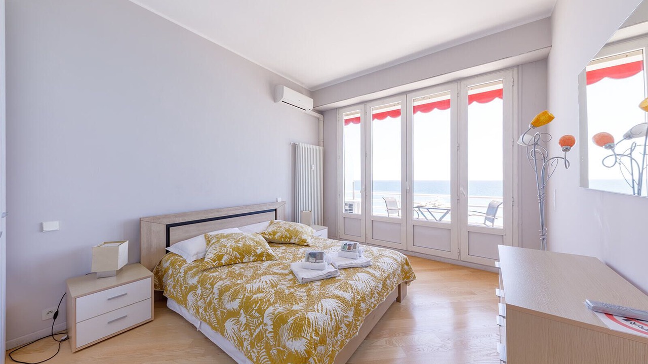 Photo of Bedroom in Carre d'Or