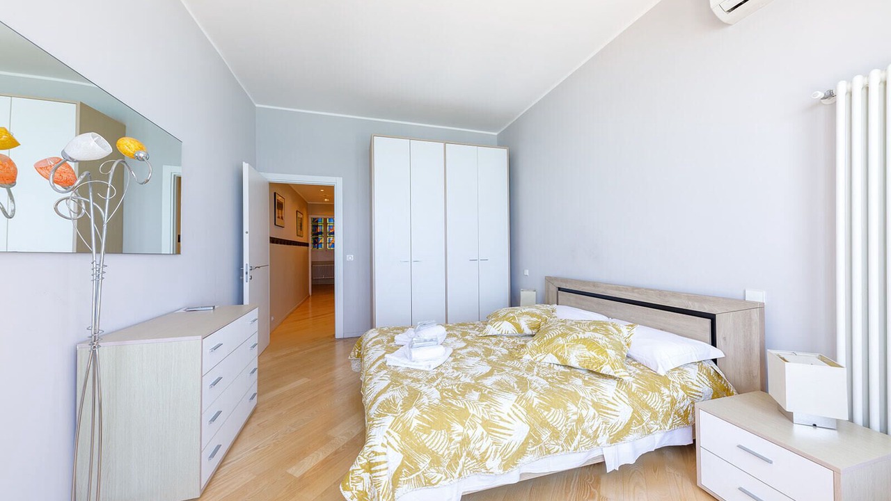 Photo of Bedroom in Carre d'Or