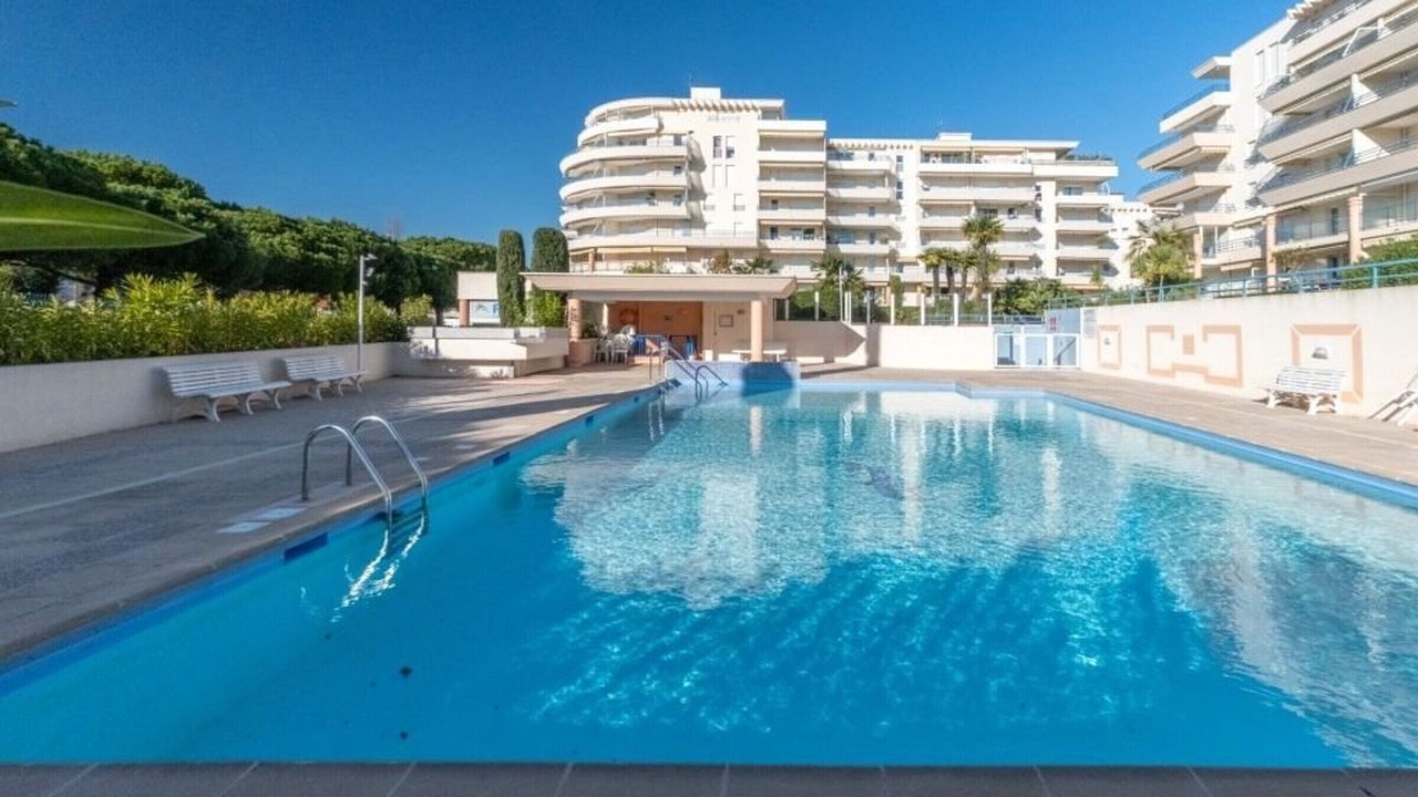 Photo of Outdoor in Frejus Plage