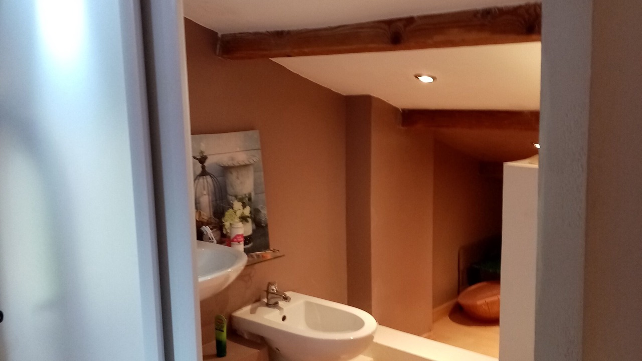 Photo of Bathroom in Coaraze