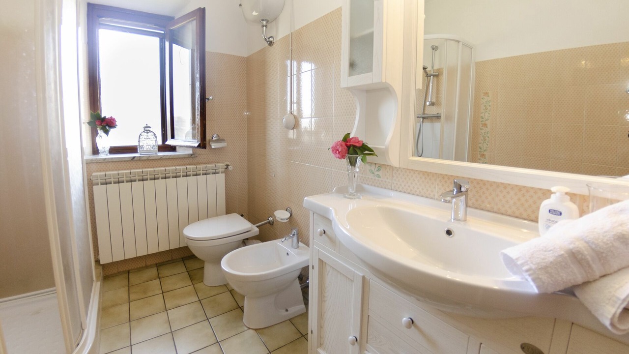 Photo of Bathroom in Montefegatesi