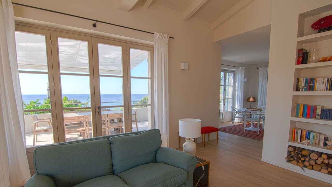 Photo of Livingroom in Procchio