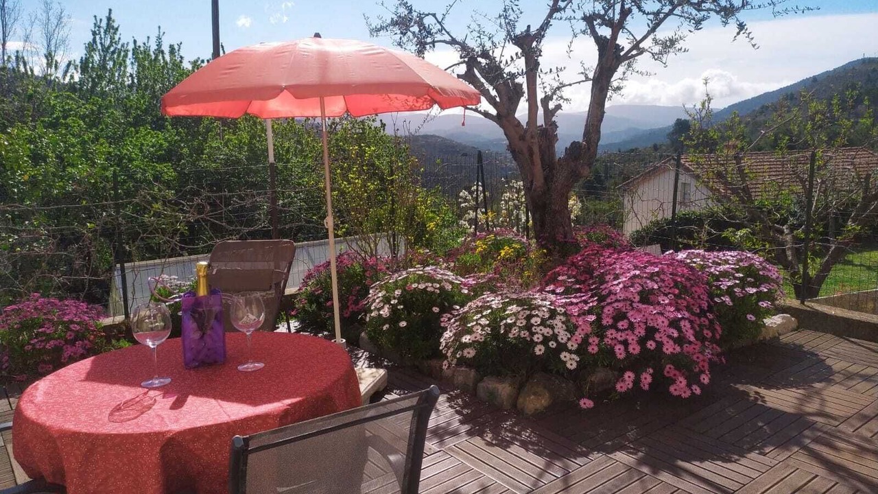 Photo of Outdoor in Bendejun