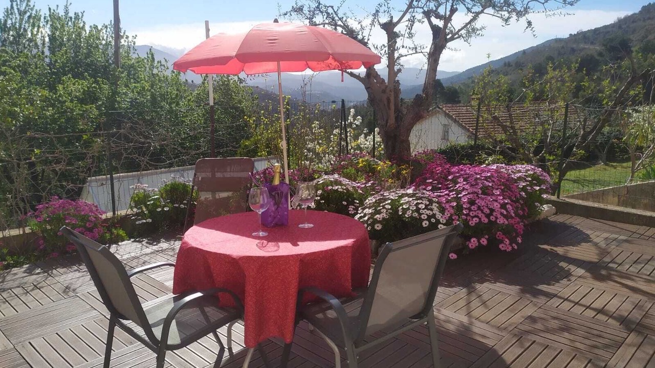 Photo of Outdoor in Bendejun