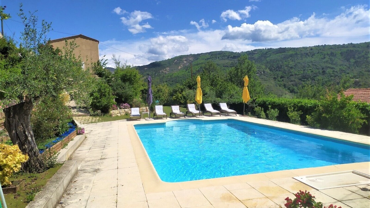 Photo of Outdoor in Bendejun