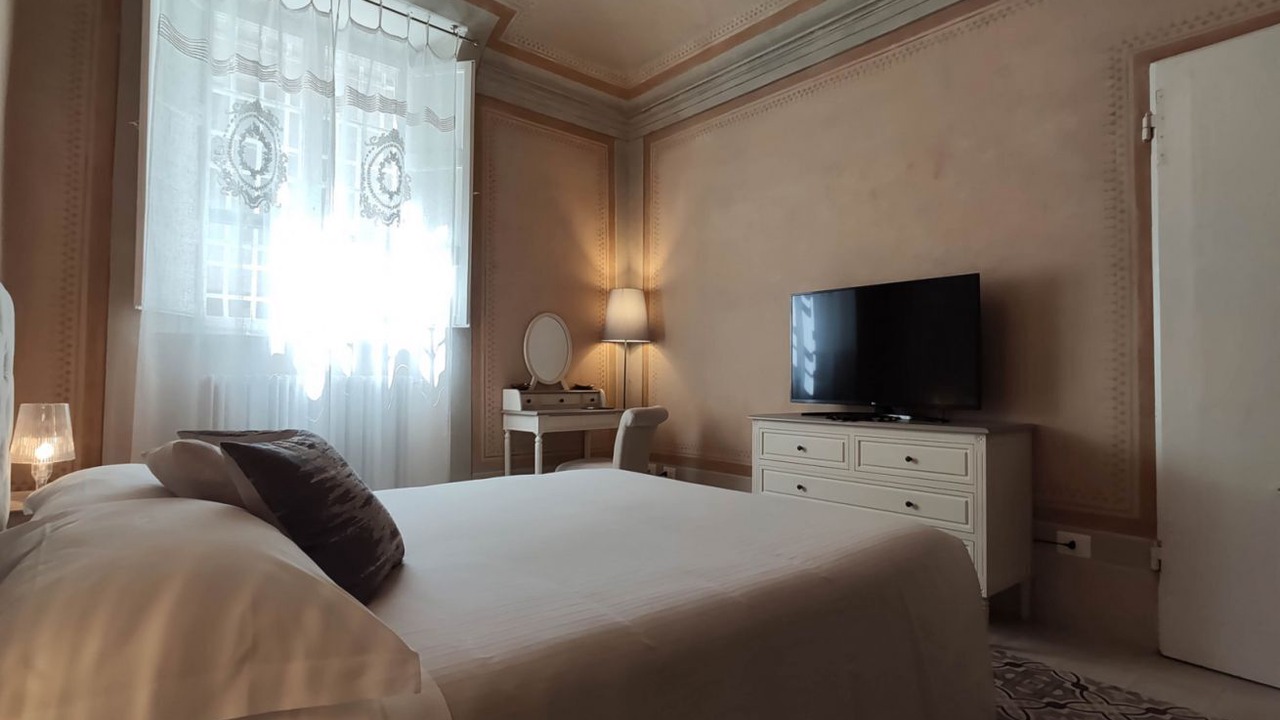 Photo of Bedroom in Pisa City Centre